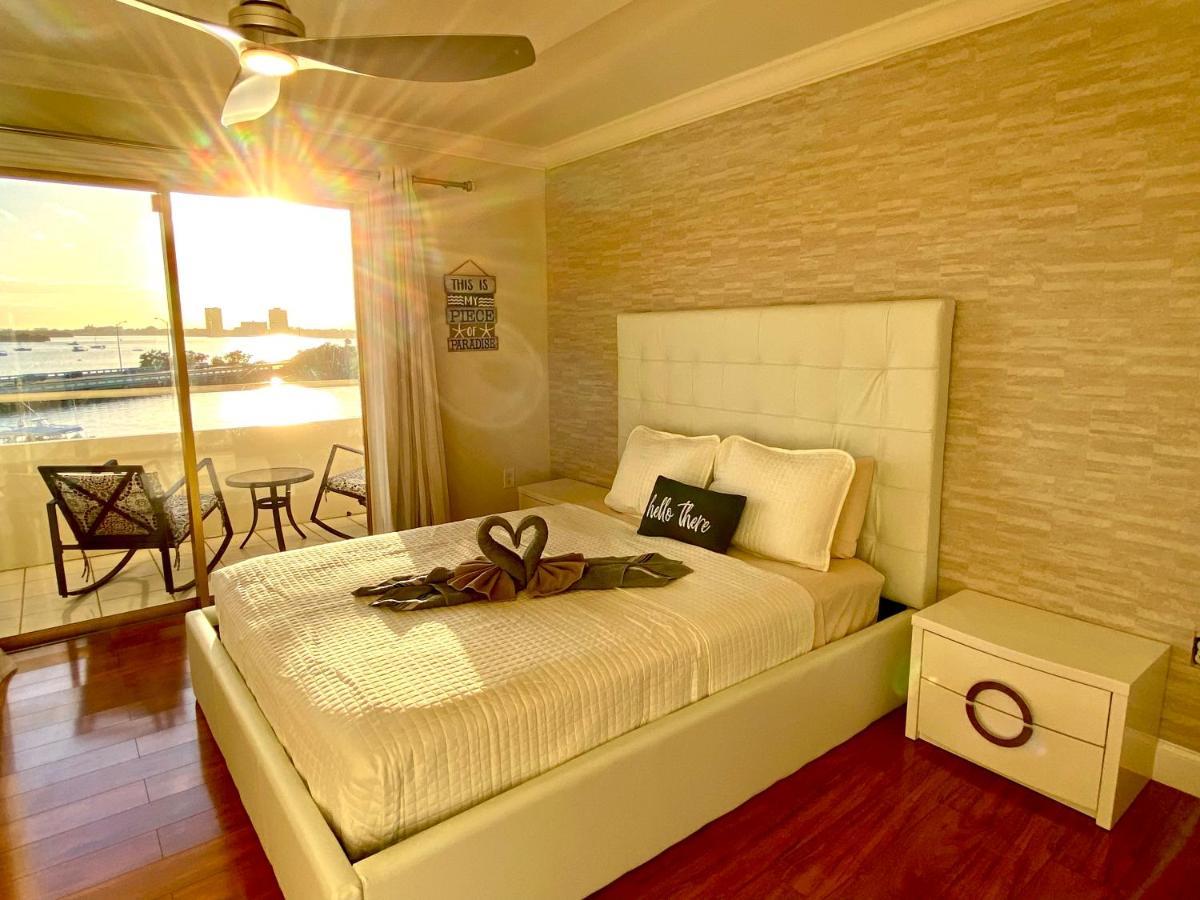 Deluxe Waterfront One Bedroom Apartment With Miami Skyline View, Free Parking 5 Mins Drive To Майами-Бич Экстерьер фото